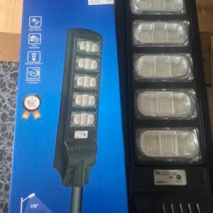 SuperDv 500W All-in-One Solar Street Light with Remote Control